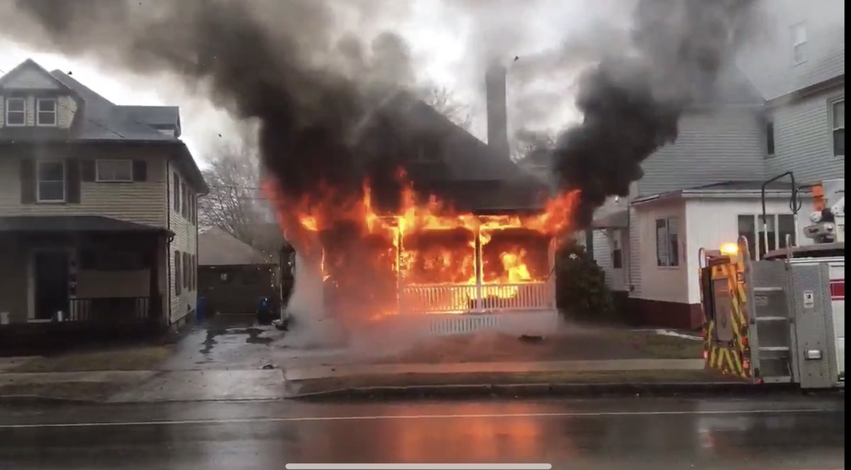 Portland Fire Dept tweet media