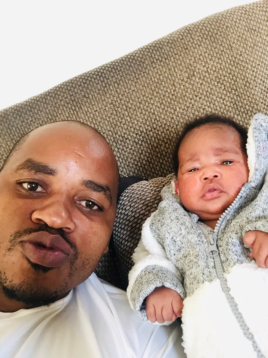 CyhlezGcwabe's tweet photo. @aQuelle Spending quality time with my little princess 👸 #JoyForReal https://t.co/rd3HzKu2V4