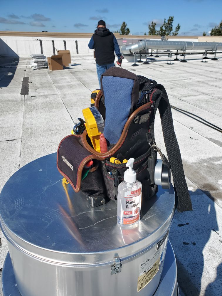 ACCOES's tweet photo. Kevin and Mitch of ACCO made necessary repairs to equipment at the @WellSpaceHealth Center, a rural clinic in Jackson, CA this week. ACCO is dedicated and ready to help keep providers of essential services up and running. https://t.co/l88XDuQM8A