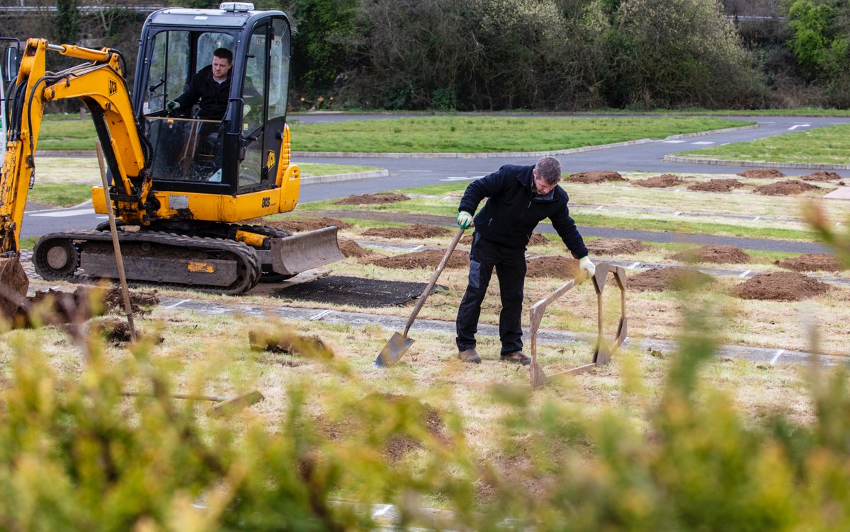 pa_faith's tweet photo. Grim reality, graves being prepared at sixmile cemetery in Antrim, in response to the Coronavirus outbreak.shooting for AFP https://t.co/jMXVBOGoaw