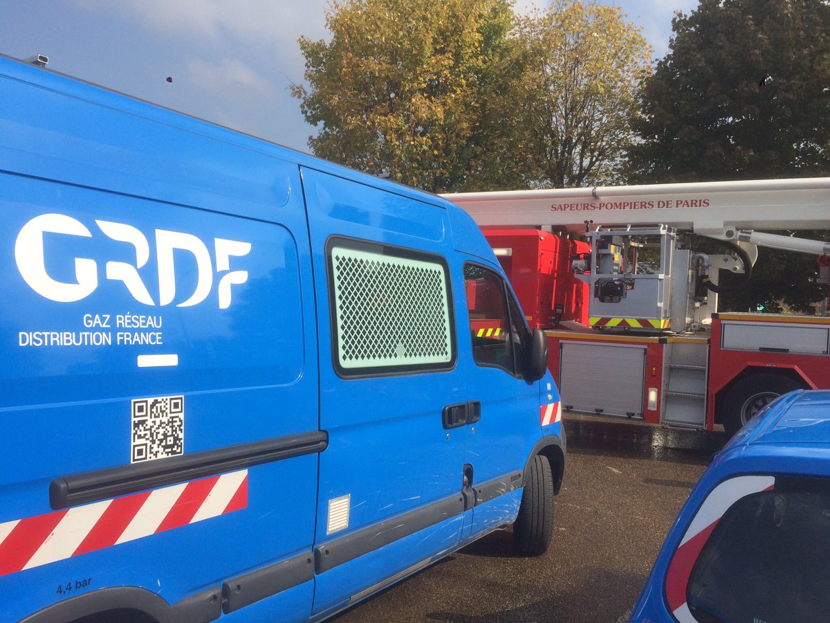 LTREMEN's tweet photo. Pensée à tous les salariés @GRDF en ce jour de changement de garde, faites attention à vous et appliquez bien les recommandations avec vos kits de protection 👍.
#AI1CN @MassatCaroline @AshELH @yvesabela https://t.co/ESXG2zbqCP