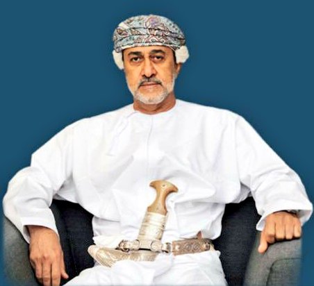 فعلاً الأيام أثبتت ما قاله أبونا قابوس رحمة الله عليه في السلطان هيثم♥️
حمل الأمانة بكل إخلاص وثقة♥️
لم يألُ جُهداً في الحفاظ على عُمان♥️
حفظكم الله مولاي السلطان هيثم♥️ 
#عمان_جسد_واحد
#أعز_الرجال_وأنقاهم
#السلطان_هيثم_بن_طارق