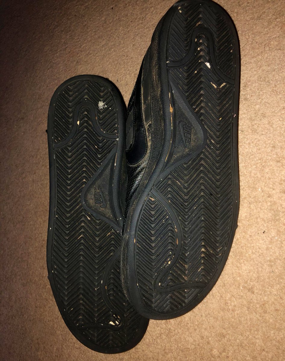 dommeofdreams's tweet photo. As you can see these are too dirty and I donβt want them any more.
But, Iβm still gonna make you beg to buy them.πΈπ»
#trainerslave #trainerbitch #shoelicker #shoeslave #trainersfetish https://t.co/UvApJtHBu9