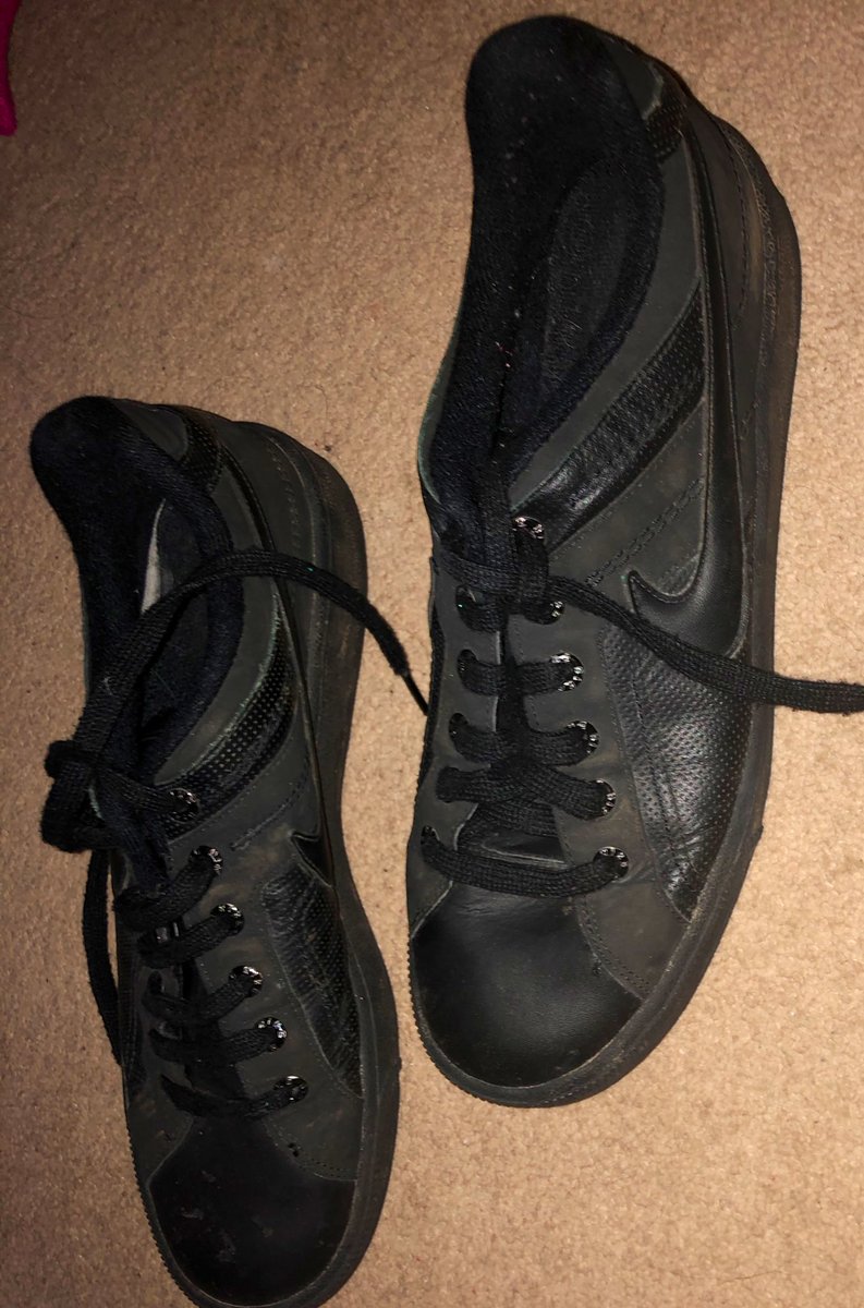 dommeofdreams's tweet photo. As you can see these are too dirty and I donβt want them any more.
But, Iβm still gonna make you beg to buy them.πΈπ»
#trainerslave #trainerbitch #shoelicker #shoeslave #trainersfetish https://t.co/UvApJtHBu9