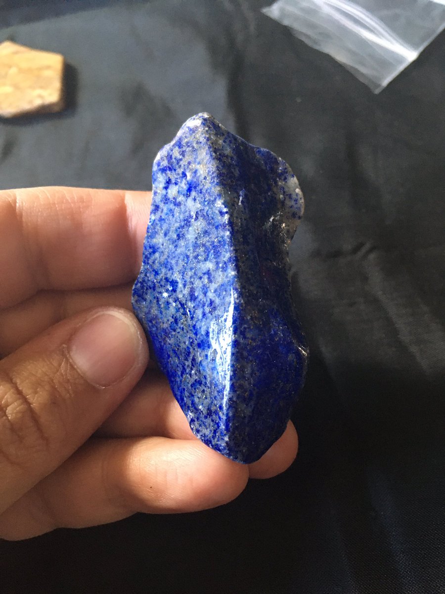 A sharp thin edge is ok but it makes it much harder to keep from pulling out of the bezel.This marcasite is a good example of something that has a sharp edge.The lapis is gonna be a huge pain because it’s irregular in every dimension.