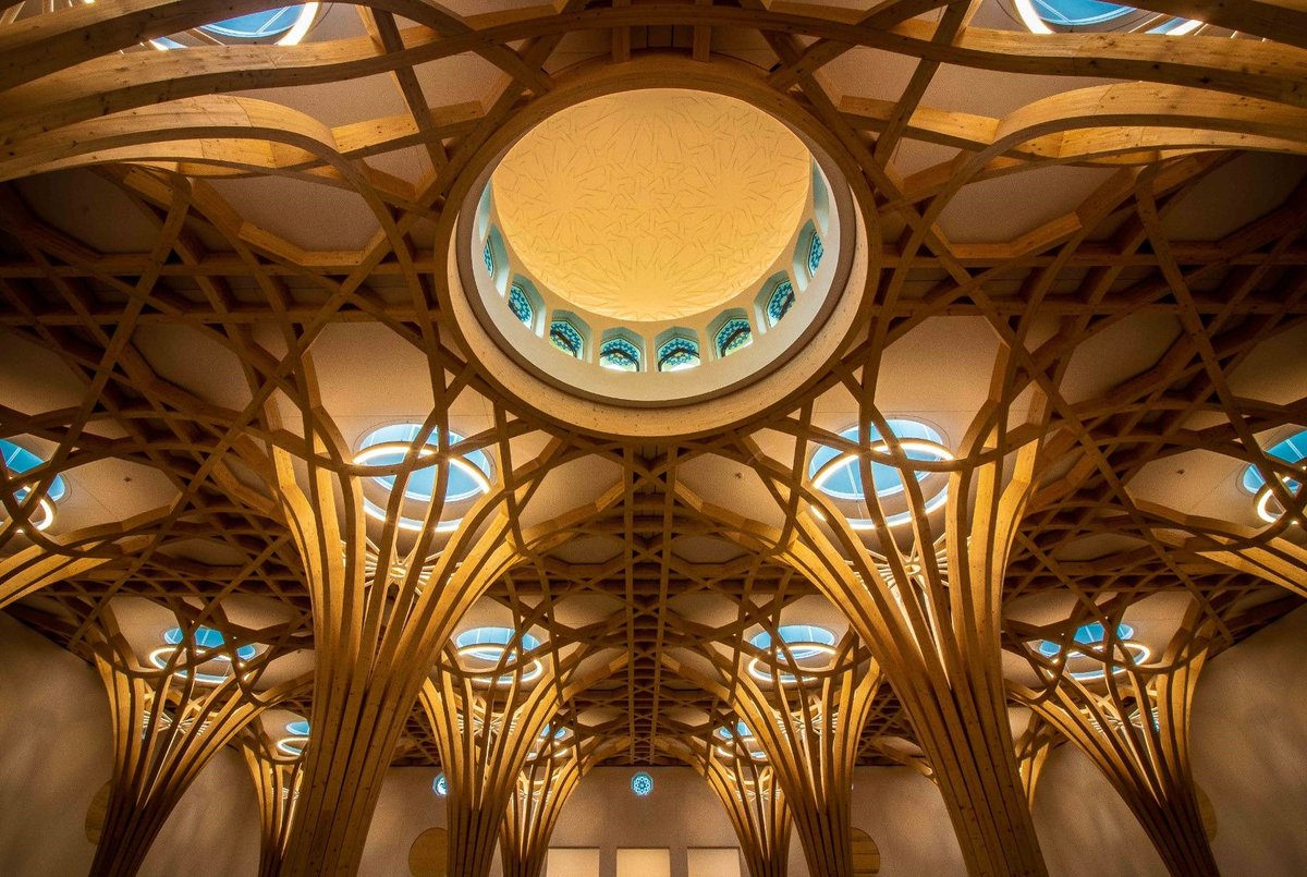 muswibhere's tweet photo. Cambridge Central Mosque, UK. Europe's first Eco-Mosque built over ten years. Inspired by English and Islamic architecture, the mosque is heated by locally generated energy. The rain water is harvested to flush WCs and irrigate the grounds. @CamCtrlMosque @mosquesty
#muswib https://t.co/FFg3N0HJq7