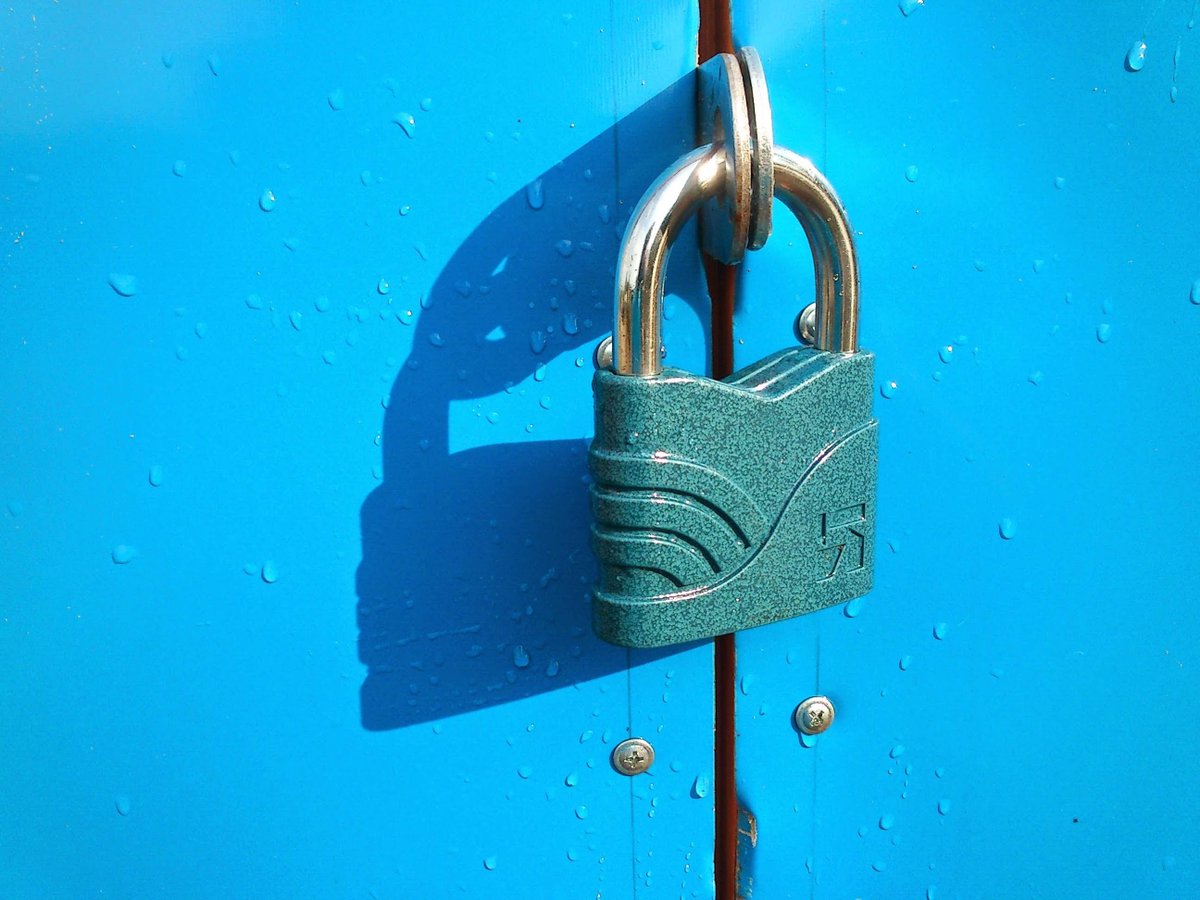 Internicdotca's tweet photo. Stress-free security that blocks threats with 99.99% accuracy. Try our brand new #websecurity product, powered by SiteLock (starts as low as $36/year): https://t.co/kv9tAmuKIL https://t.co/zWHUjX06bp