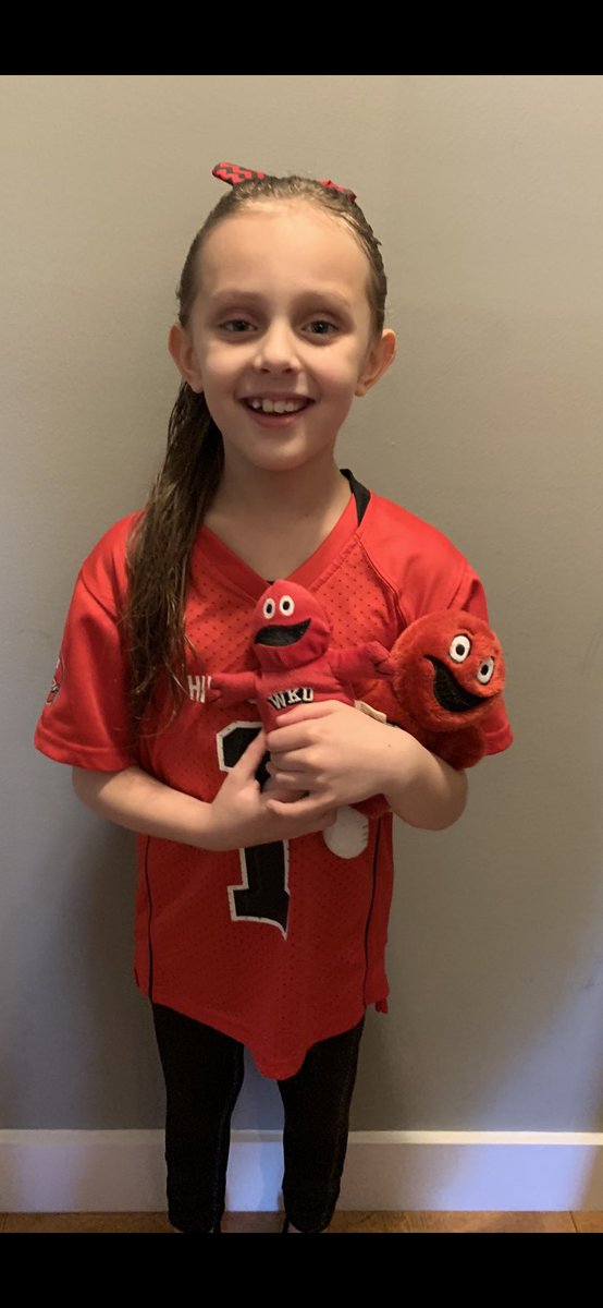 Go Tops!!  Go Rockets!!  ⁦<a href="/JresRockets/">JRES</a>⁩  #SpiritWeek