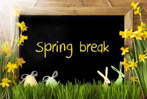 StMarysPats's tweet photo. Good job you guys!! You pushed through the first three weeks of virtual learning and now onto spring break☀️☀️! Remember to stay safe and spend time with family. Enjoy your break, virtual classes start up again on April 14th 🍃🐣!  #AveMaria https://t.co/cHiJYZd3ZF
