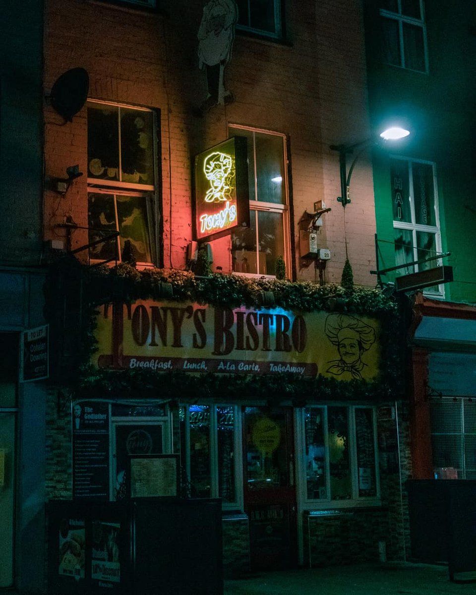 PureCorkPhotos's tweet photo. 'Breakfast, Lunch, À-La Carte, Takeaway' https://t.co/Z9Bwz4mIfp