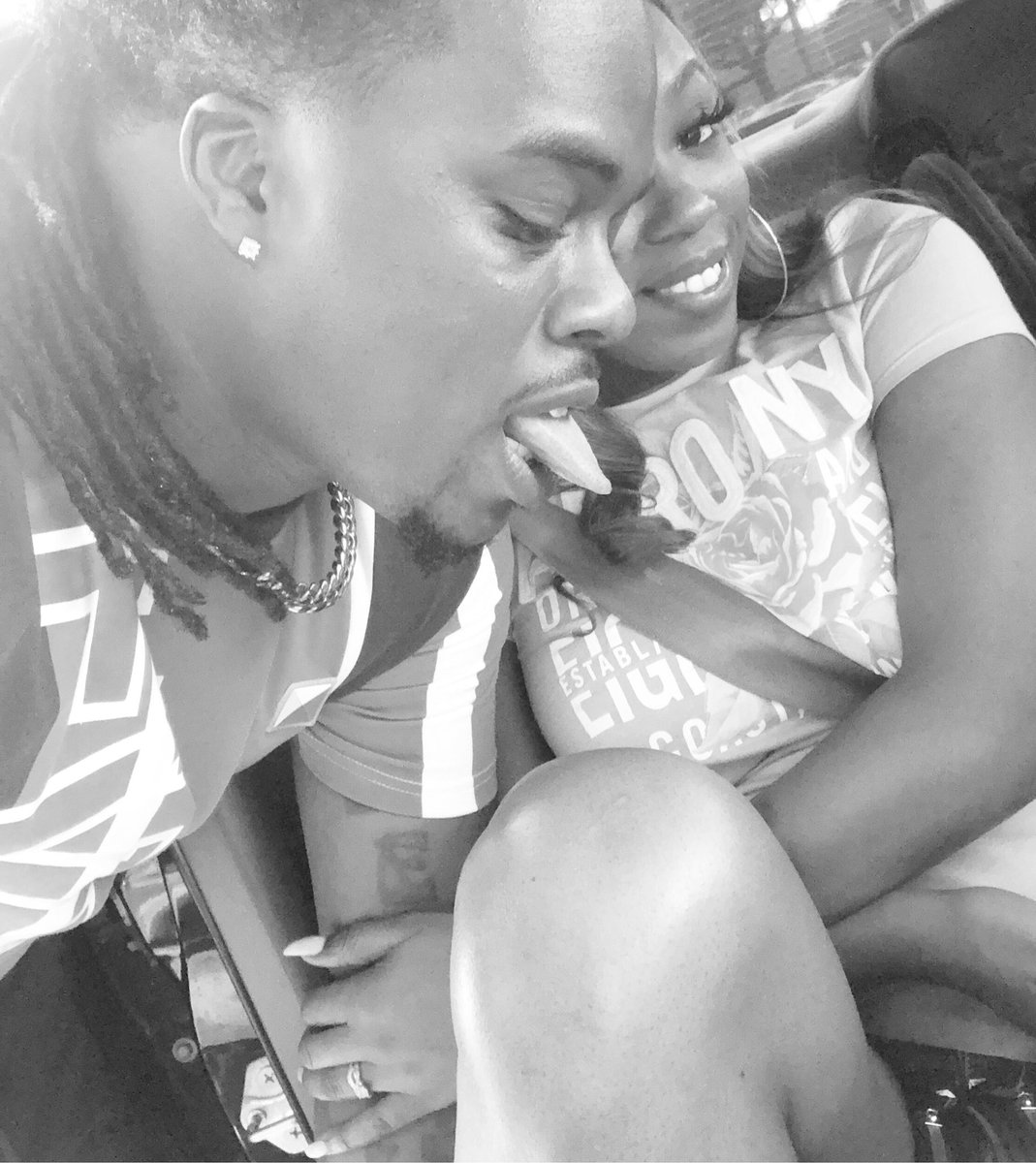 HeavyProfet's tweet image. My lil dip get the lip make her cum on the tip ❤️😘