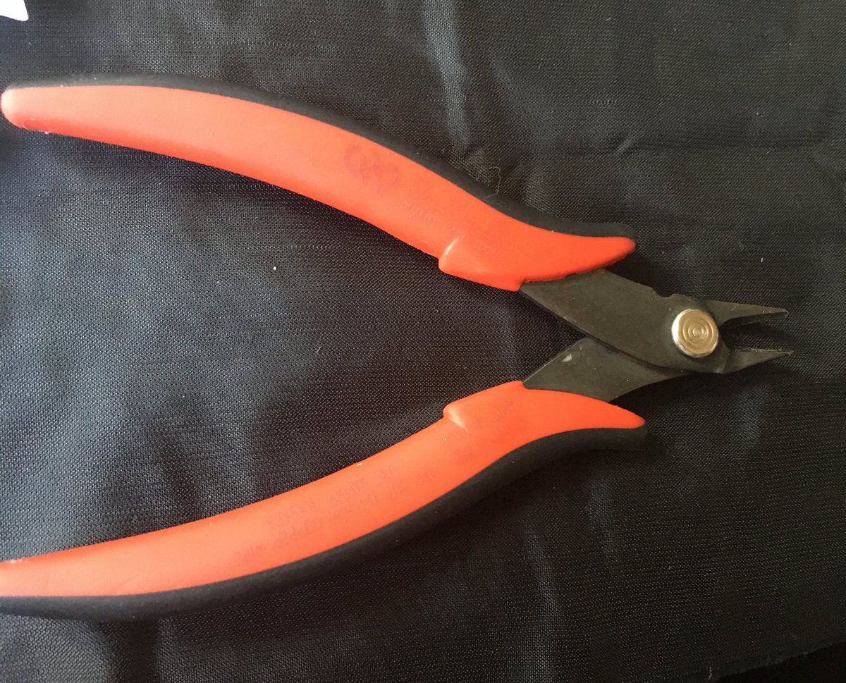 By the way, for cutting fireline you cannot get better than a pair of flush cutters.I adore these.