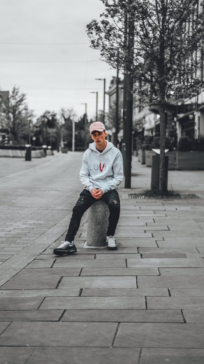 BezzaHD's tweet image. #pmphotoassignments