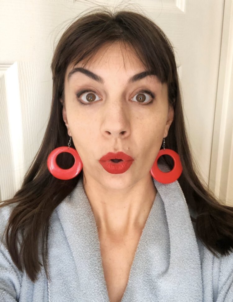 AdrienneKress's tweet photo. Day 3 of #earringchallenge:

(Wearing earrings I don’t wear often in order to keep those pierced holes happy!) Today big red happy “Ooh!!” ❤️❤️❤️ https://t.co/0Ly70muZqP