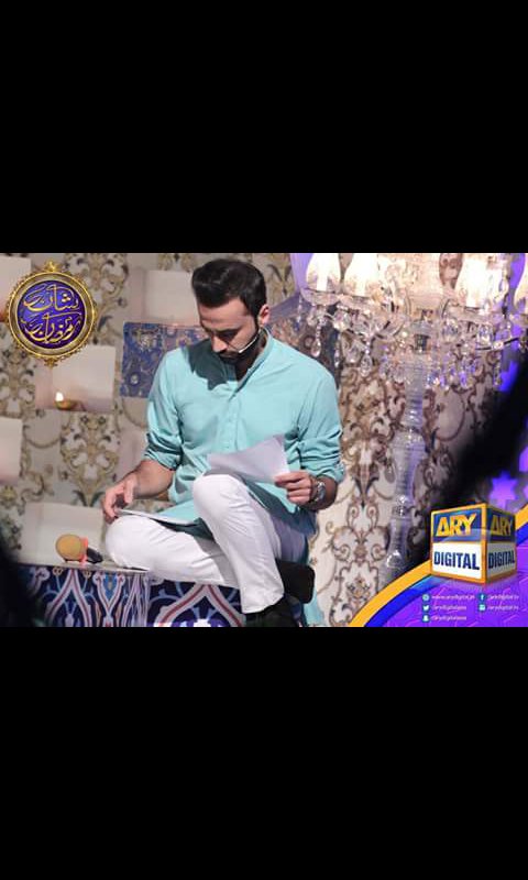 sis_wb's tweet photo. Last 4 years pics of #ShanaRamza we are anxiously waiting #ShanaRamzan 2020 #InshAllahhhh buht achaaa ho gaaa Allah ki zat kram kriennn gi our's prayers always with u bhaiya janiii @WaseemBadami ππ https://t.co/L5Z1psg5Xa