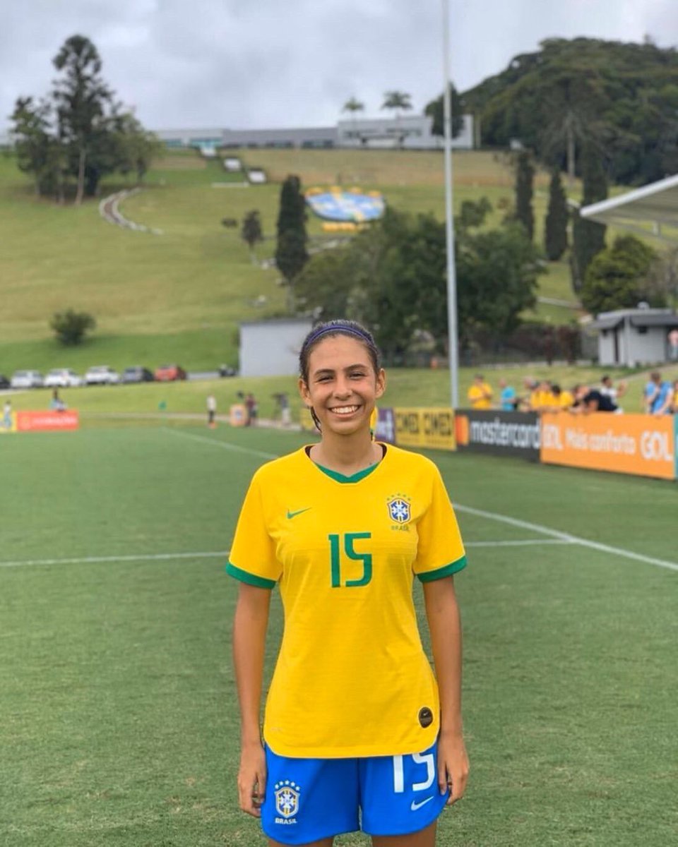 Intervju med Luiza Travossos på instagram instagram.com/p/B-e9lSOlCHb/ #fotboll #futebolfeminino #soccer