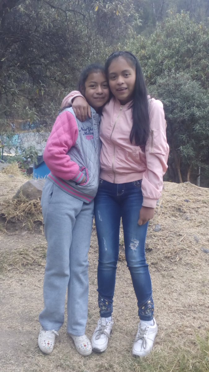 stephanycitlal1's tweet photo. @OyePonchoYezka
@Oye897
@maniaticosdeoye
#ExtranoDeMiVidaNormal ver a mi amiga y aburrirla hablandole del amor de mi vida @OyePonchoYezka https://t.co/gW0AeC58NK