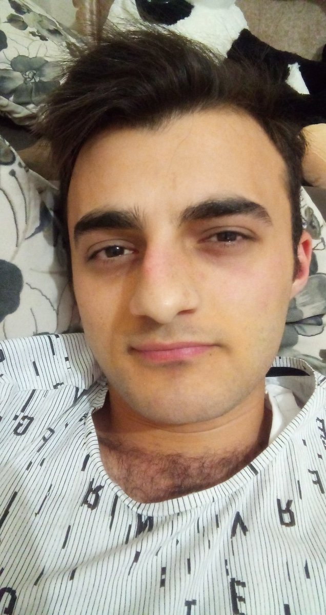 Bu kız 21 yaşında, ben 22 yaşımdayım aq