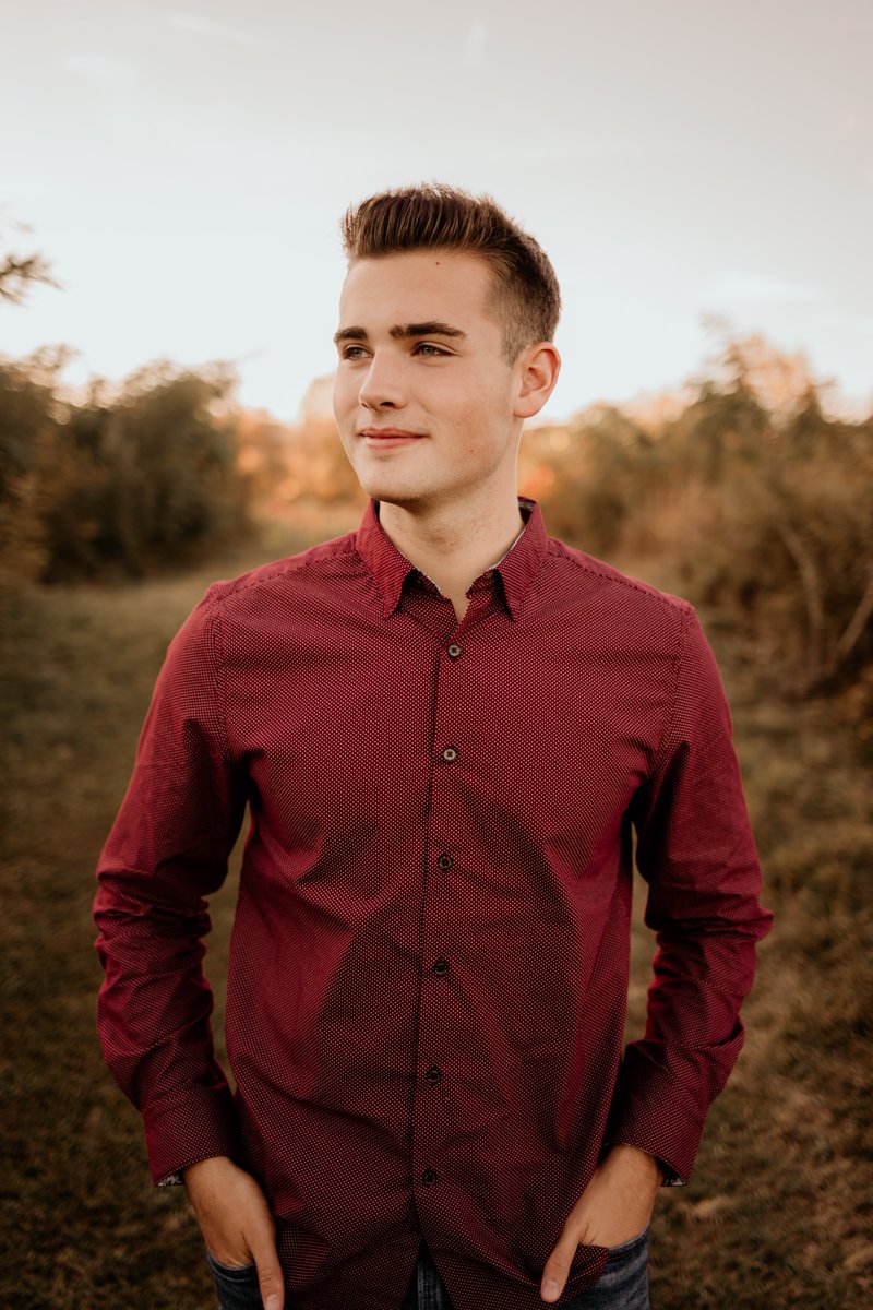 lcpanthersnhs's tweet photo. 20. Chase Stanifer is a member of NHS, Mu Alpha Theta, and Spanish Club. After high school,he plans to attend the University of Puerto Rico to pursue a career in International Law. Chase also has a passion for Latin American missions. We can’t wait to see all that you accomplish! https://t.co/vKyZGbET2F