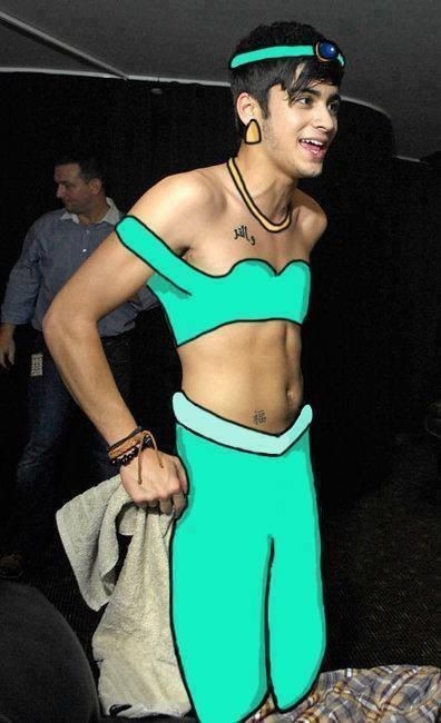 superior 1D photoshops a thread (NOT MINE)