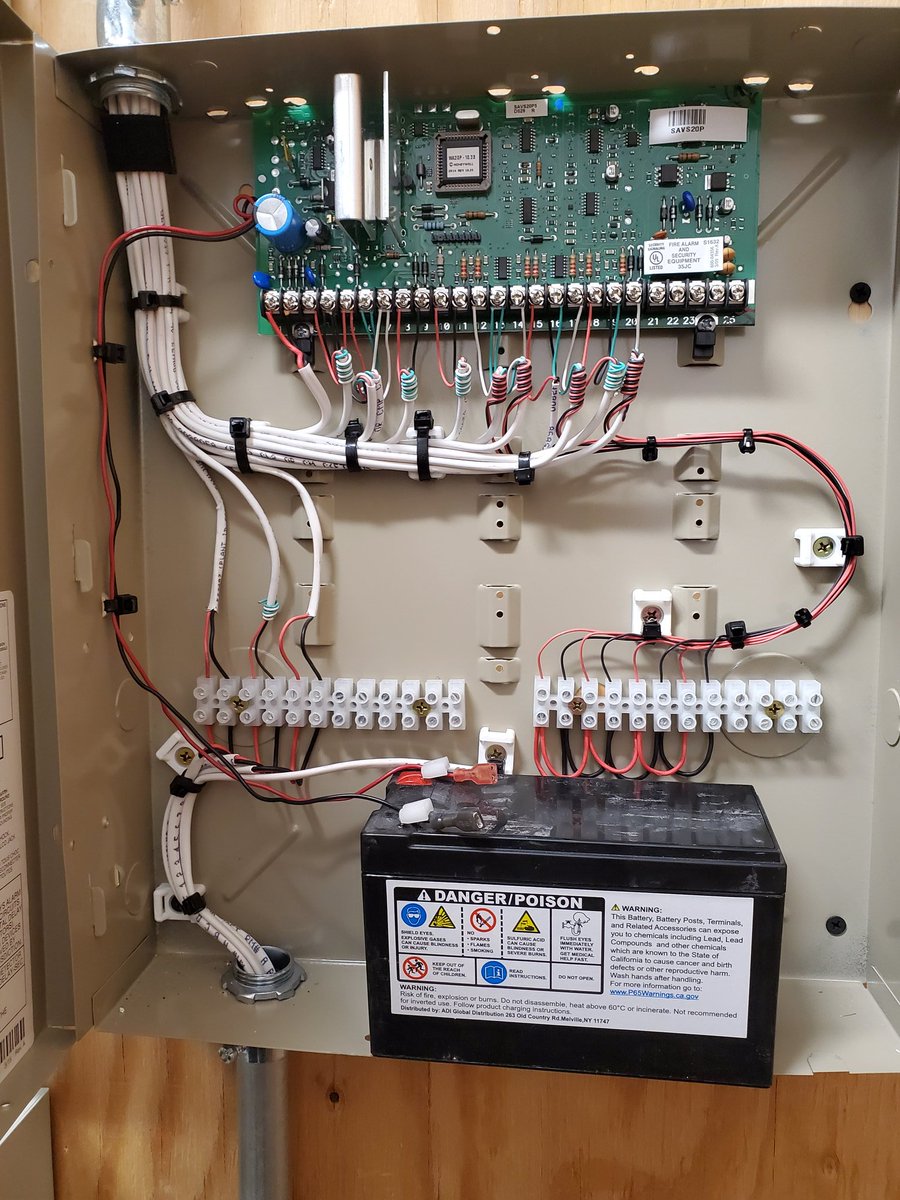 VegasProE's tweet photo. Intrusion wiring.
#Alarm #Security #Honeywell #Vista20 #Avycon #PowerSupply https://t.co/HGWTPLU2XI