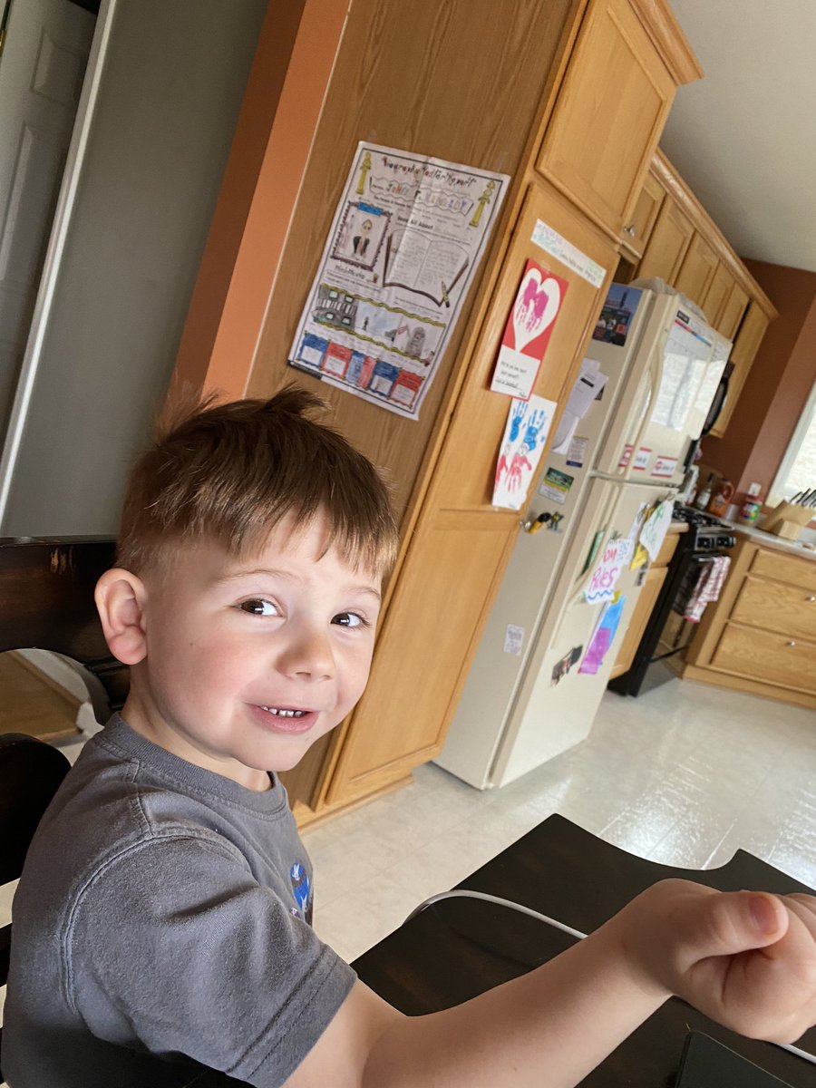 decker_mrs's tweet photo. Last day of preschool, 4th grade, and sophomore year 🤷‍♀️😢 https://t.co/QG4gKkn0vb