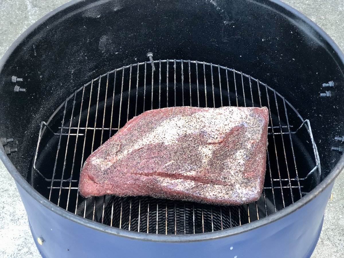CoachC3Phillips's tweet photo. Today’s Project...First attempt at smoking a brisket. Turned out delicious!! Consider the day a success thanks to a great teacher. Still have a lot to learn but it was a good time!! #CoachQue #Brisket #LetsEat #UglyDrumSmoker https://t.co/151RBhON3d