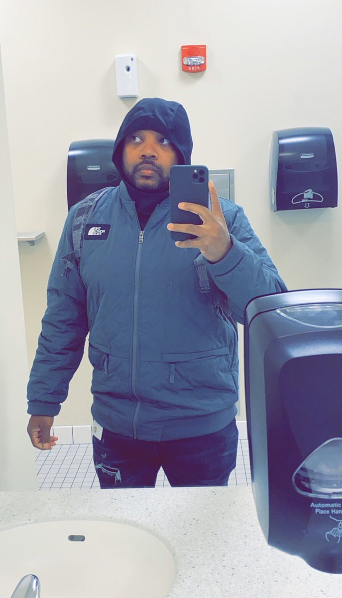 Kenny ツ 🥅🏒 🥷🏾 tweet media