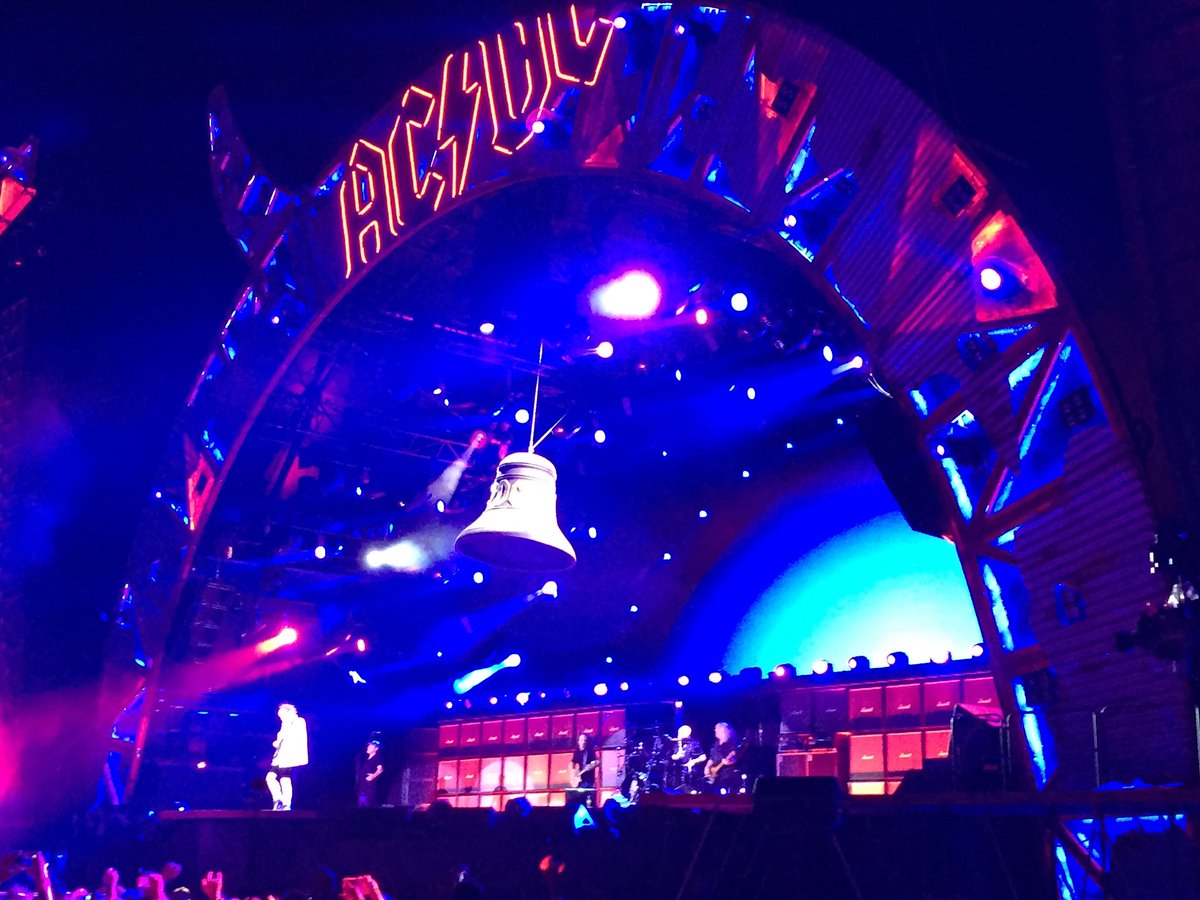 bresciaesse's tweet photo. Il concerto più bello della mia vita!
-
Me lo ricordo come se fosse adesso, con Giovanni Minaglia, partimmo alle 8 di mattina in direzione Imola… il resto è goduria e lo potete vedere qui sotto!
(Video al link https://t.co/bWmS7Y8lX7 )
-
AC/DC – Rock or Bust https://t.co/rJLqhJFuzu