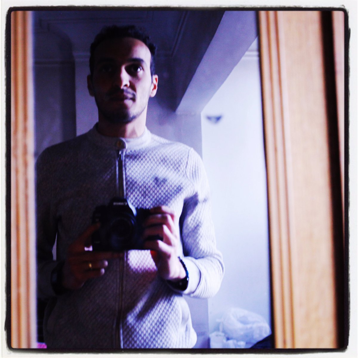 ShawkanZeid's tweet photo. I am celebrating a year of half freedom. A year of intensity. Full of contrast, full of challenges between me and my self. I try to visualize my 12 free hours and reflect sweet- bitter of my new born. 

#OnTheRun
#Shawkan
#Probation https://t.co/hJ9m2ssK8u