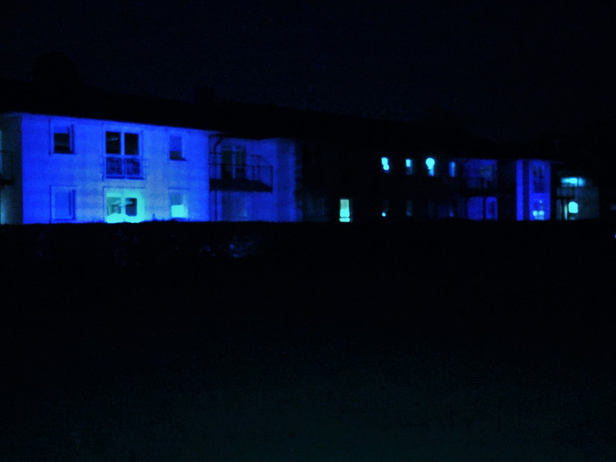 CharnwoodBC's tweet photo. Proud to turn our Southfields offices blue tonight to show our support for NHS staff, carers and key workers everywhere. #clapforkeyworkers #Clapforcarers  👏💙 https://t.co/tGYE4e2EQh
