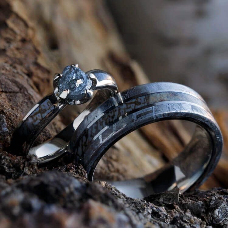 11. Wedding rings. Choose one