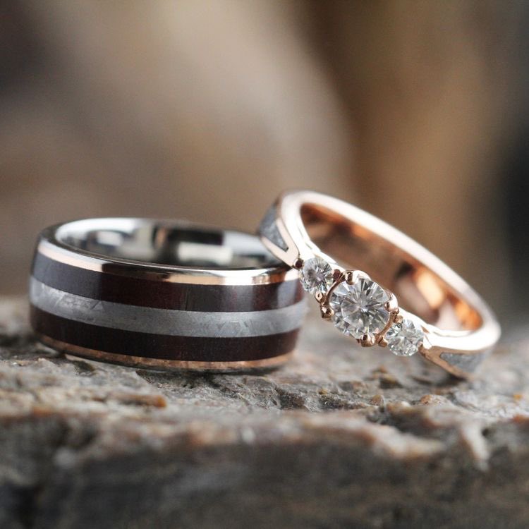 11. Wedding rings. Choose one