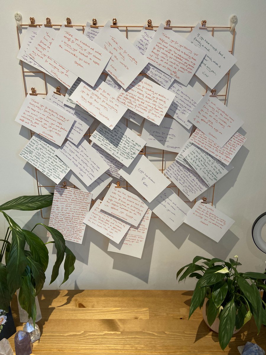 notestokeywork1's tweet photo. @BTP3Counties @GlosCityPolice @GlosPolice_FRU @NHSuk This page and notes are for YOU. Messages of love and gratitude from the public to all our key workers. Thank you 🙏🏼 #notestokeyworkers #clapforcarers https://t.co/kMtDXBrkxb
