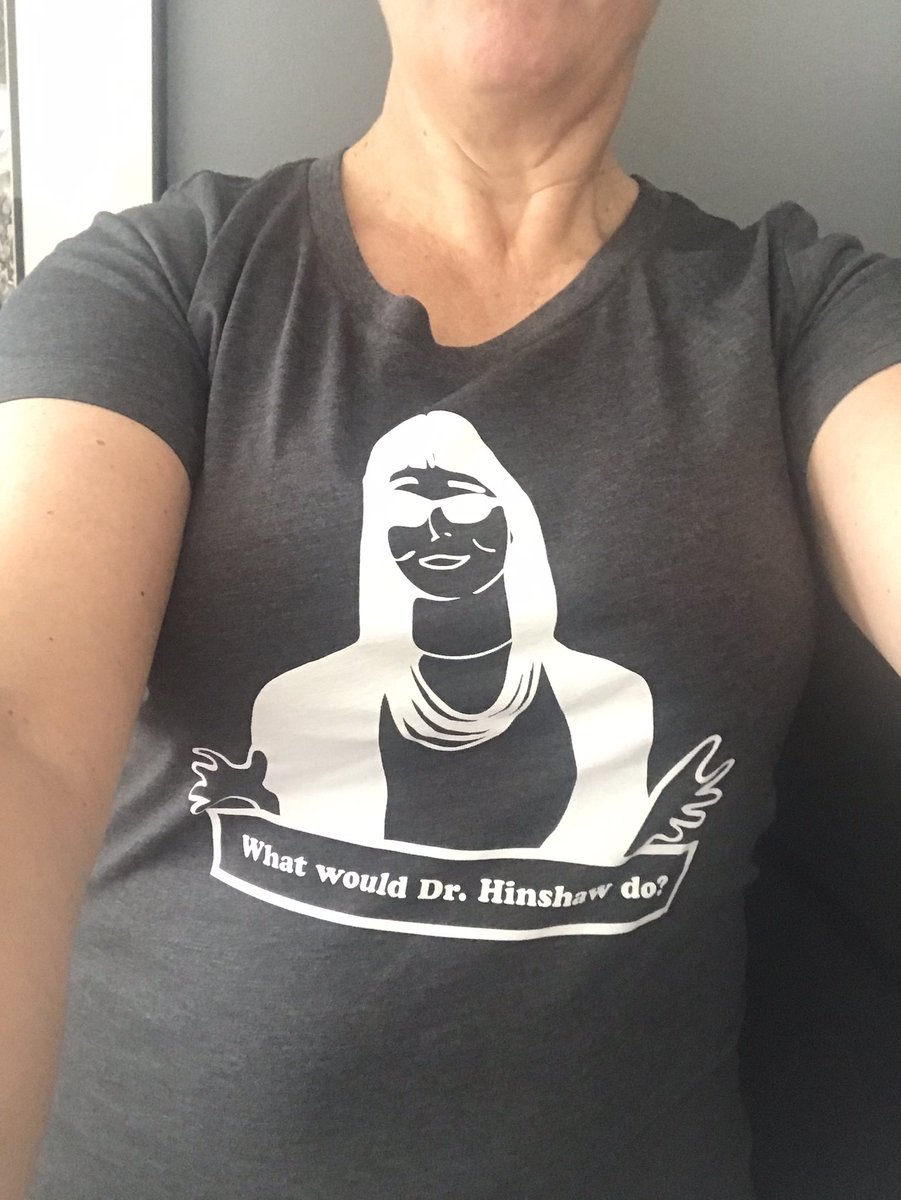 ProfTLPowell's tweet photo. TY to @CMOH_Alberta for your competent & compassionate leadership in Alberta, Canada during this Covid pandemic ❤️ #GotMyShirt #WhatWouldDrHinshawDo TY @avrosendaal and @dinnerwithjulie for this initiative! So 😀foodbanks in AB could benefit from the $ raised #StayHomeCanada https://t.co/E0Gx3sk8VA