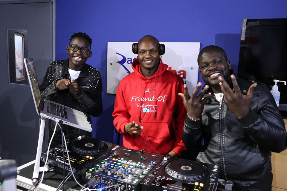 radiomaisha's tweet photo. Maisha Concert Friday na @BillyMiya @McaTricky na @DJYOUNGKENYA . 6am - 10am. #MaishaConcertFriday https://t.co/15Qw9pdL05