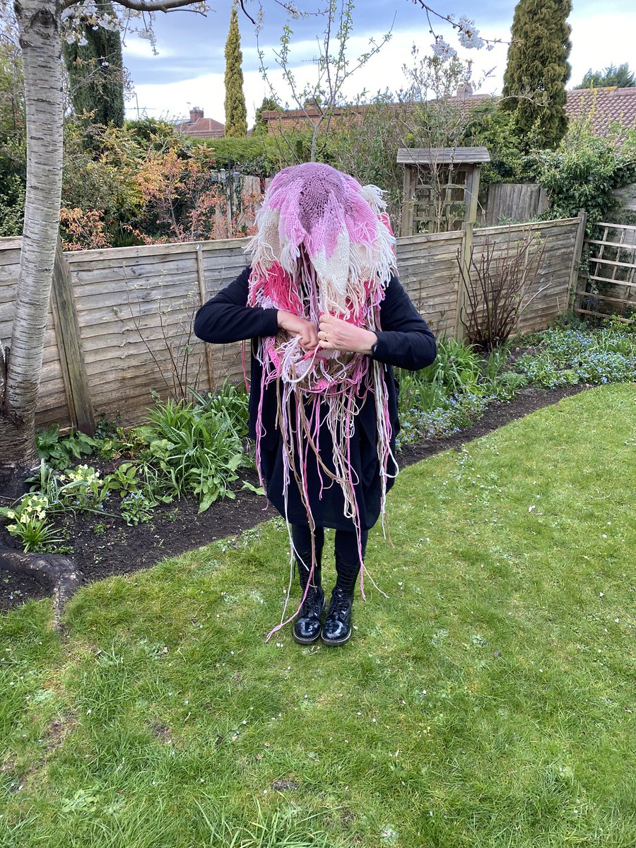 loubakerartist's tweet photo. #Day2 #participationinisolation #performanceaday #30daychallenge #April #RooDissou
‘#Documenting the #progress of my #Bodycocoon #Day12’
#virtualparticipatoryart #knitting #markingtime #wip #softsculpture #unravelling #comfort #discomfort #isolation #contaminationanxiety #art https://t.co/Xd7Drp8uN3