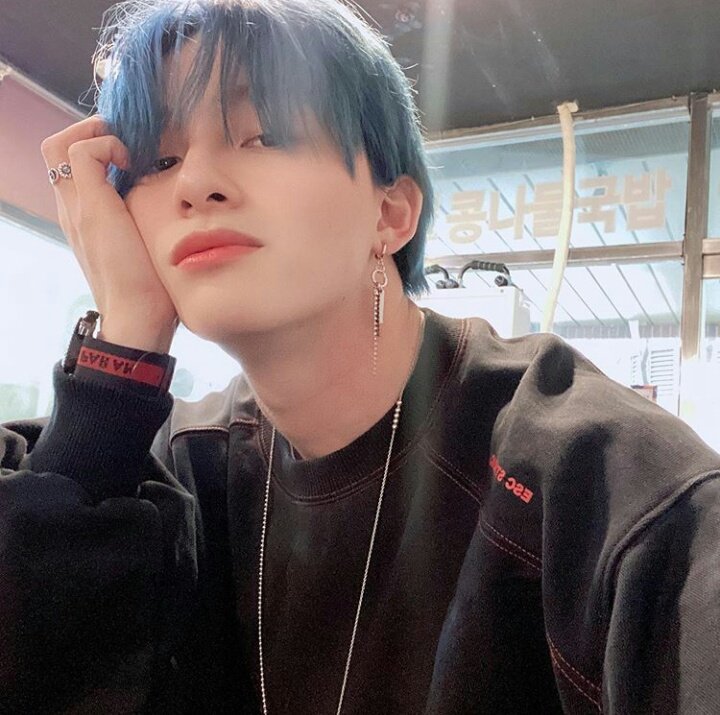 offthecuff_py's tweet image. [📸]01.04.20
•
Actualización de Leo en Instagram❣
•
#OFFTHECUFF #OTC #OFFTHECUFFPY #OTCPY #LEOKANG