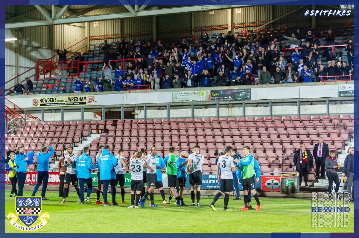EastleighFC's tweet photo. A special night to remember! ๐
#SpitfiresRewind ๐ตโช๏ธ https://t.co/Wgq1UsB3OL