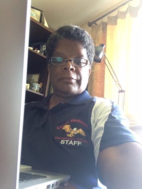 Principal_Ray's tweet photo. Hey Eagles!! Day 4 of Spirit Week!! We are definitely showing our EAGLE PRIDE!!#CHES #PGCPSPROUD https://t.co/anq53EehuR