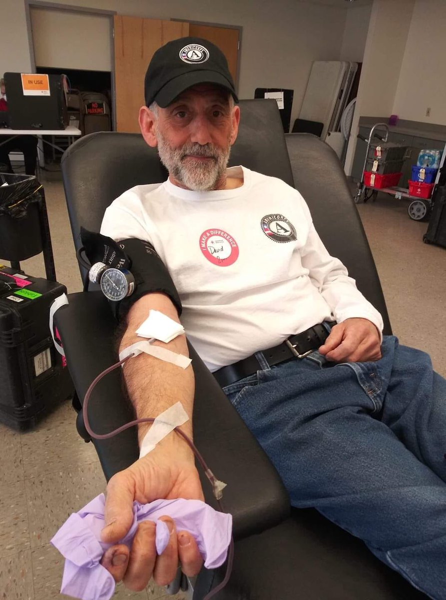 PaariUSA's tweet photo. In the midst of #COVID19, we’re all finding new ways to serve our communities.

David is a 3rd year PAARI #RecoveryCorps member, serving as a recovery coach with @MethuenPolice.

Thank you, David, for donating blood today. https://t.co/ox6yPmT4EZ