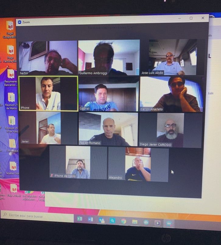 MametPablo's tweet photo. Si se puede sacar algo bueno de esta delicada situación q nos toca a todos vivir es la utilización de la tecnología p poder seguir trabajando.
Hoy nuestra reunión con #RedMetro2 fue mediante teleconferencia 👨💻
Entre todos vamos a salir adelante 💪🏼💪🏼 💻
#mundo🆚
#coronavirus https://t.co/cDYJFfriQn