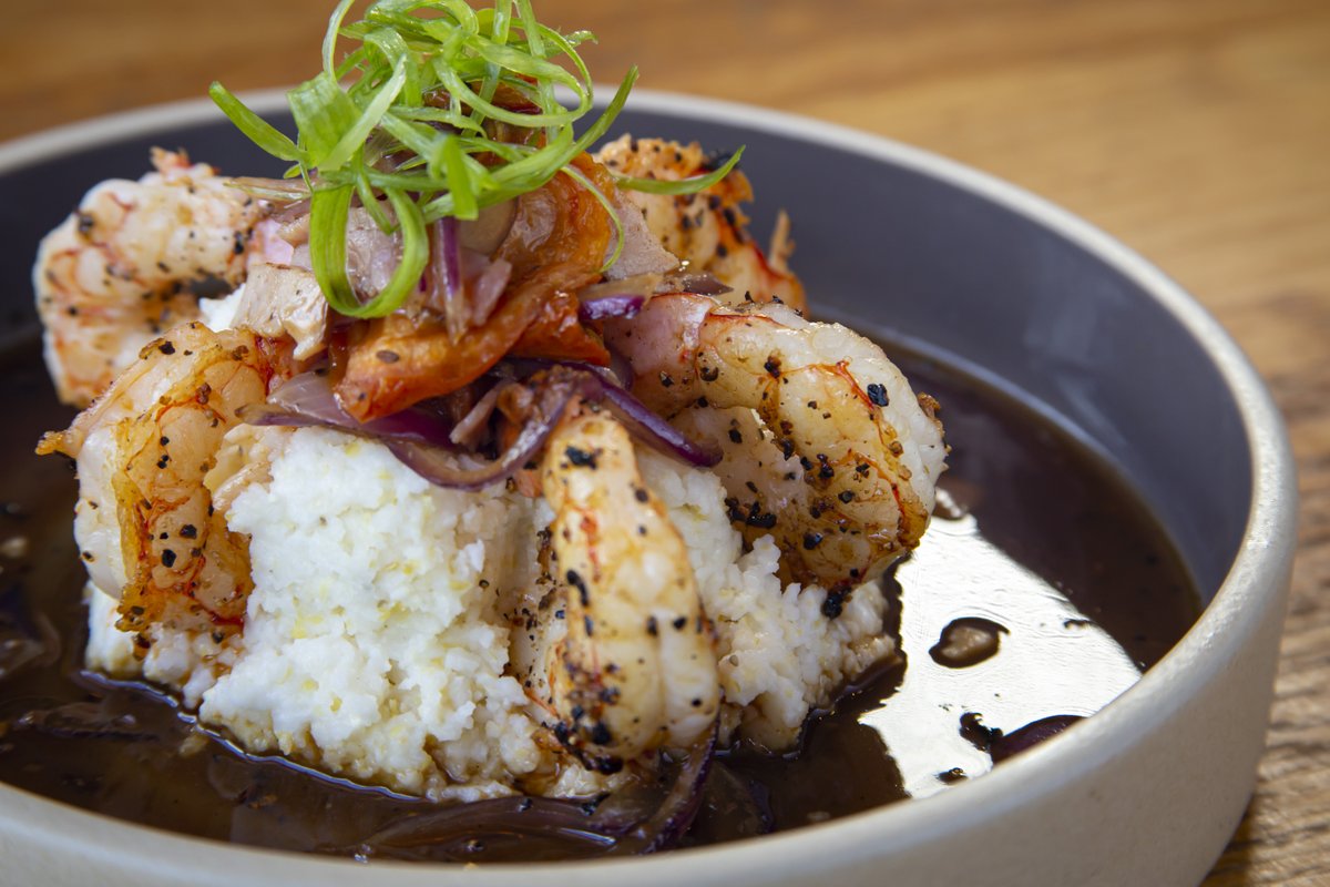 ybrestaurants's tweet photo. Shrimp &amp; Gritz 😍Also part of our #delivery and #pickup menu. Who's tried it? Let us know if this makes you twice as hungry as you were 5 min ago 🔥 #Miami #Yardbird #SupportLocal #CulinaryStrong https://t.co/mnhdc7cmlK