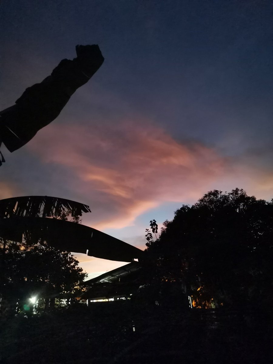 prilelengs04's tweet photo. Good morning! Si Duterte parin presidente.

#IStandWithDuterte #istandwiththepresident https://t.co/mZGVFsj6VL