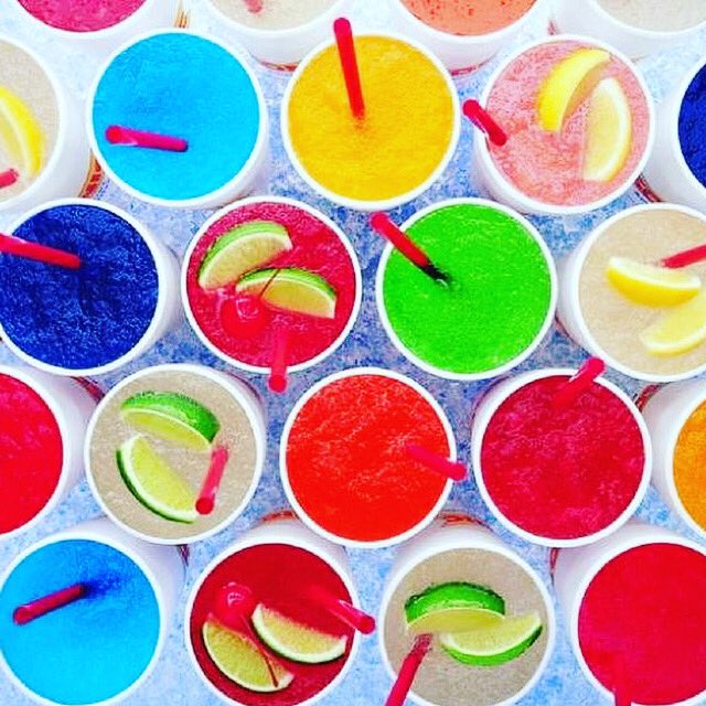 CommonsOakTree's tweet photo. @sonicdrivein Drink Delivery tomorrow between 3-4pm!

🥤Get your order in before 10am TOMORROW!🥤

Residents text📱405-321-8877📱to reserve yours https://t.co/XzjU2MYaKq