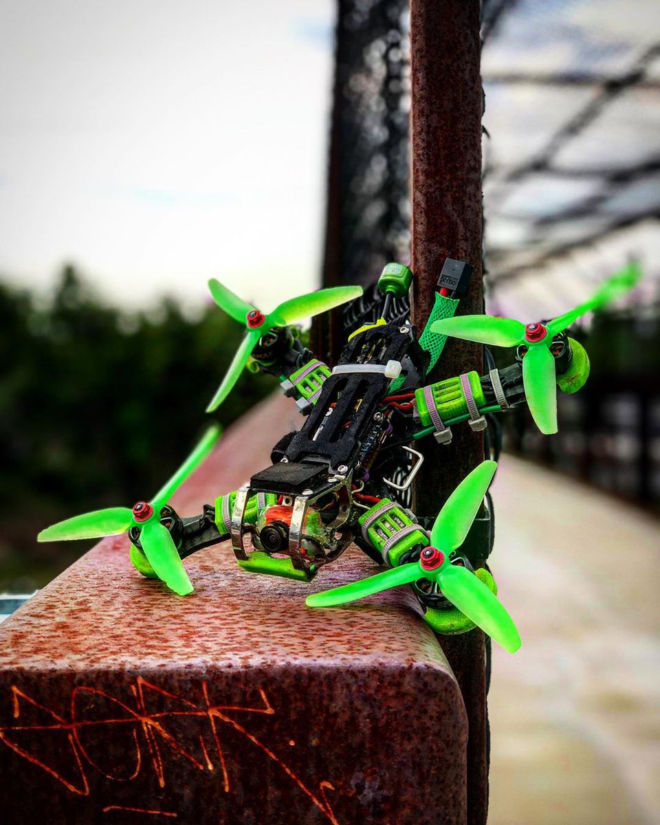 Multi_GP's tweet photo. Bando distancing anyone? With everyone staying at home, some pilots still find some seclud... #multigp #fpv #droneracing #fpvracing #dronegear #drones #fpvaddiction #fpvlife #multirotor #rc #racing #quaddiction #dronepilot #fpvracer #multigpracing #radiocontrolled @gh0stfpv https://t.co/0kHkGvb7hB