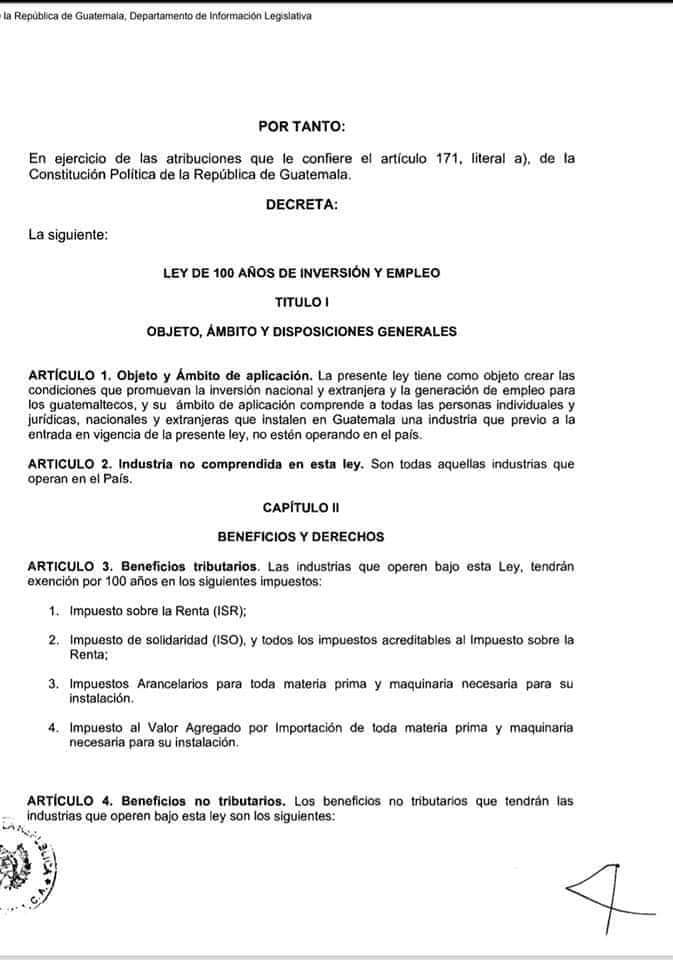 Macondo tuvo sus Cien años de soledad.
Guatemala sus Cien años de exenciones fiscales.