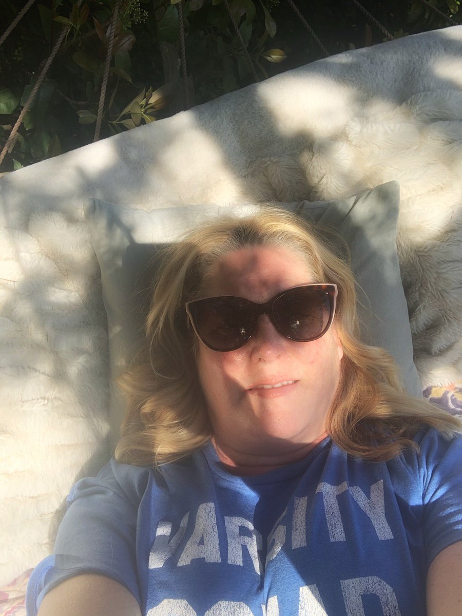 CampagnaDawn's tweet photo. @NatWilliamsElem @LubbockISD Yikes. My tweet didn’t go thru! Next time I’ll call the fire marshal first! Staying safe in the shade. ❤️👩🏻‍🚒 @NatWilliamsElem #virtualfiredrill #SquadGoals https://t.co/AyWSzJKY8m