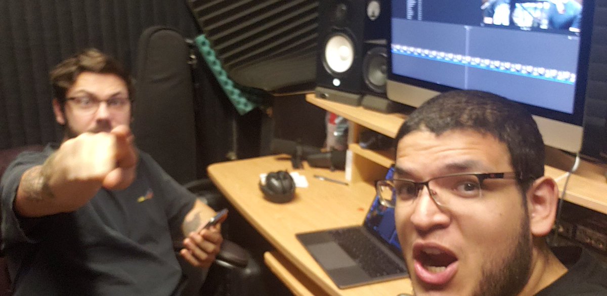 WeebletOnTree's tweet photo. 📸 Getting some selfies in while editing. 🎞 New Video out this week!!📽🔥 #youtubechannel #animereactionchannel #videoediting https://t.co/YZ2mKnfHeS