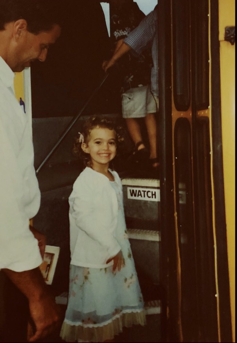 AlyssaDeeds's tweet photo. #ThrowbackThursday #VirtualSpiritWeek  @theTwinsburgHS  First day of Pre-School &amp; a baby pic ! https://t.co/P3tngcQtdw